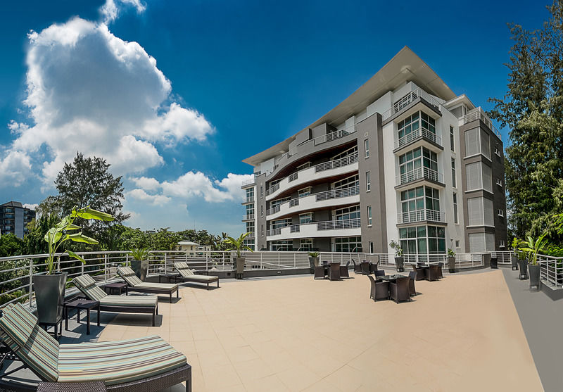 The George Hotel ลากอส ภายนอก รูปภาพ