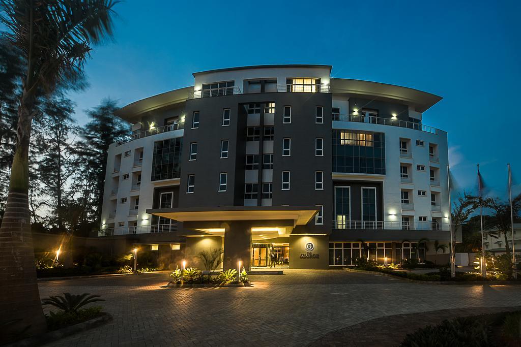 The George Hotel ลากอส ภายนอก รูปภาพ