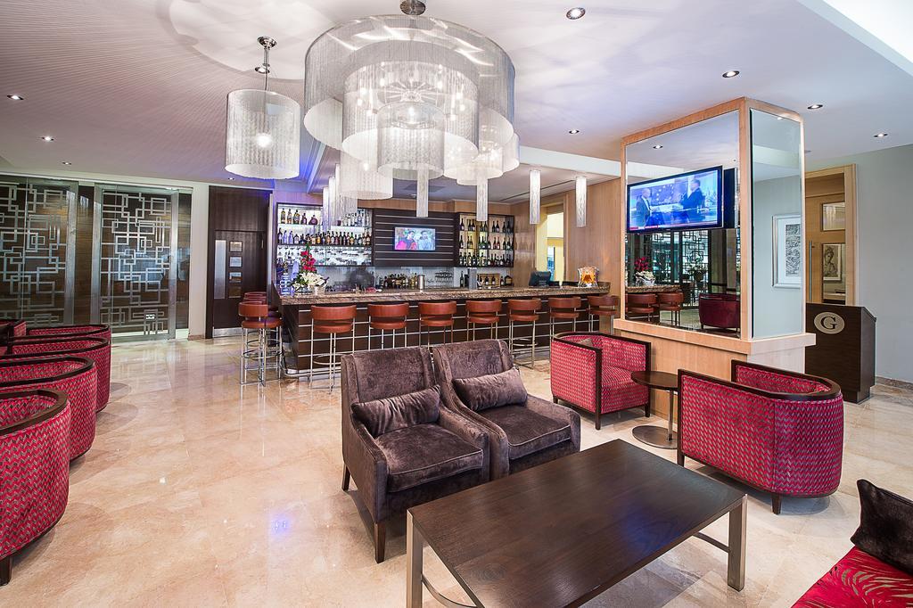 The George Hotel ลากอส ภายนอก รูปภาพ